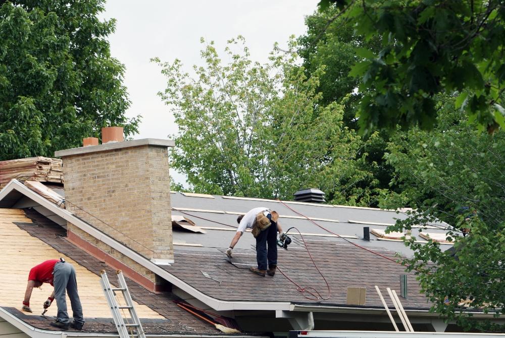 5 Roof Replacement FAQs: How Long Does It Take & More